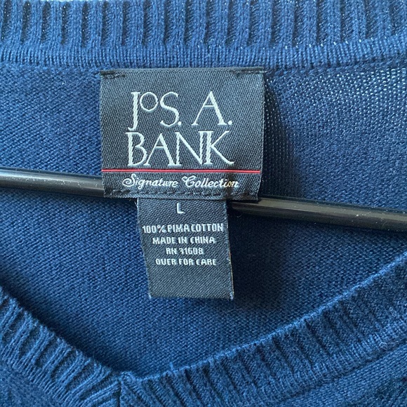 Jos. A. Bank navy v-neck - Picture 2 of 4